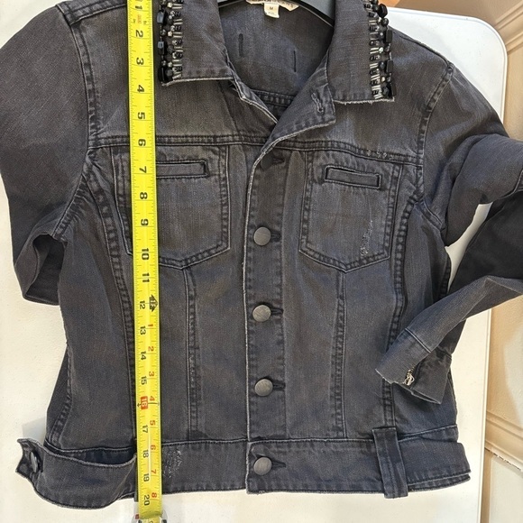 Cabi Womens Distressed Denim Jacket size Medium - Picture 10 of 10